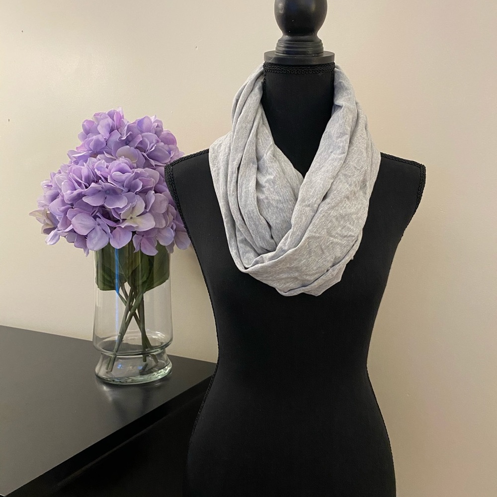 Women’s Gray Maurices Jersey Scarf